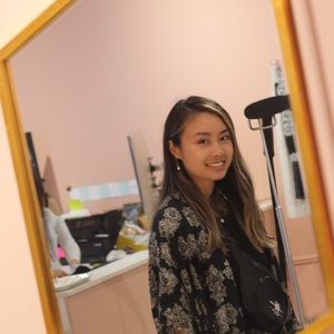 Meet your Posher, Julie